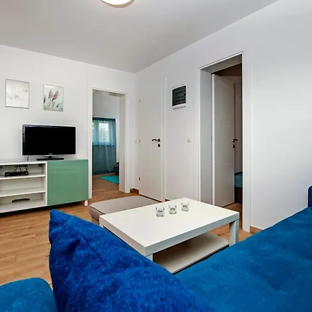 Little House - Just Few Steps From The City Center Ferienhaus *